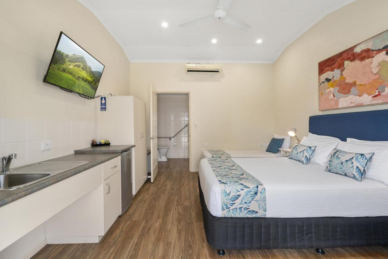 Motor Inn, Sure Collection By Bw 4*