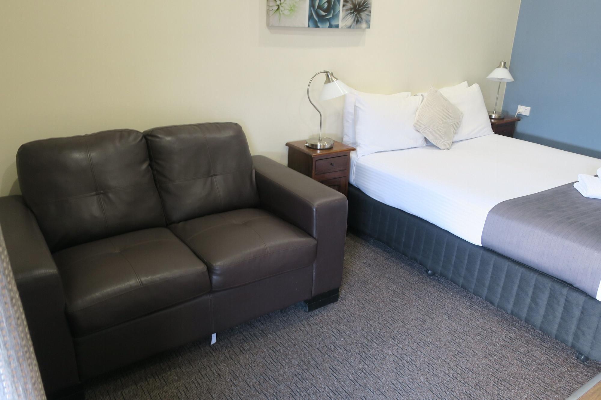 Motel Motor Inn, Sure Collection By Bw Caboolture