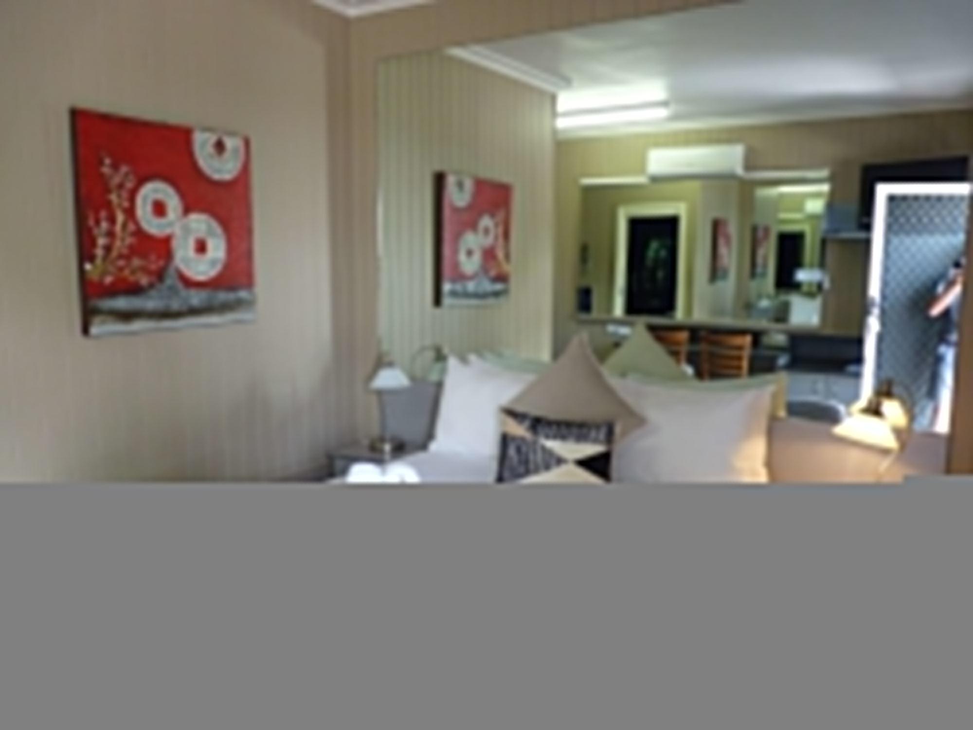 Motor Inn, Sure Collection By Bw Motel Caboolture