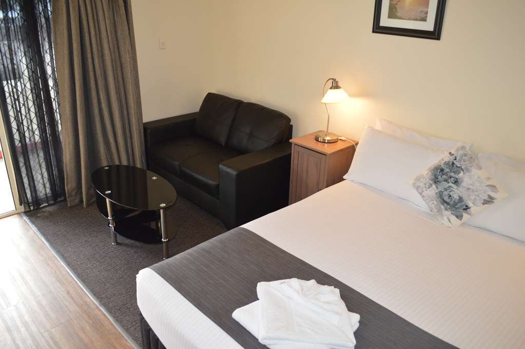 Motel Motor Inn, Sure Collection By Bw Caboolture
